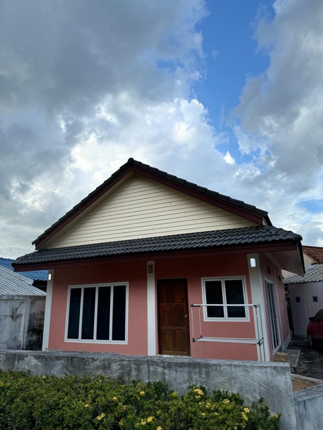 Kamala Family Villa 3Bds Local Style Near Beach Exterior photo